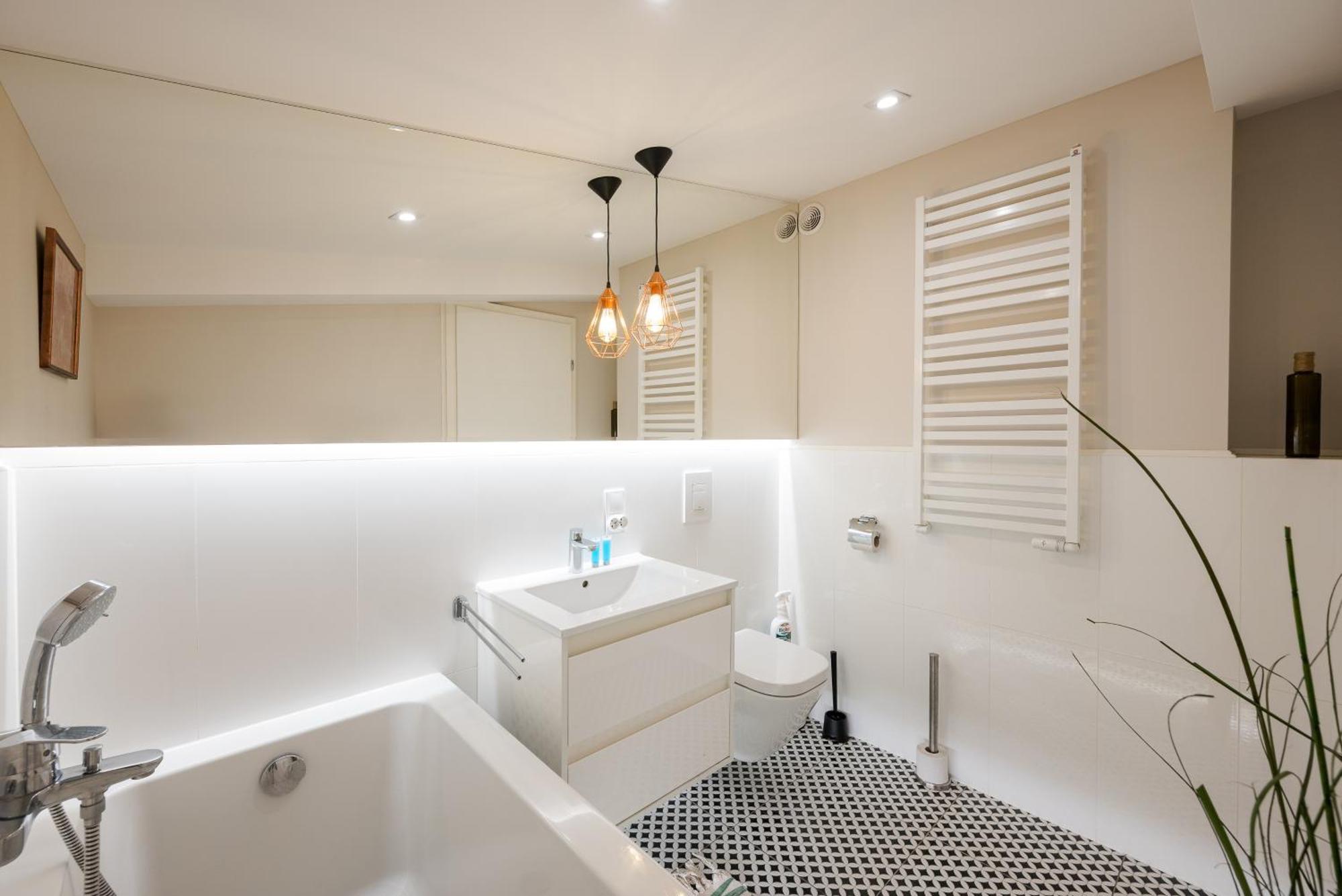 Metro Raclawicka Deluxe Apartament
