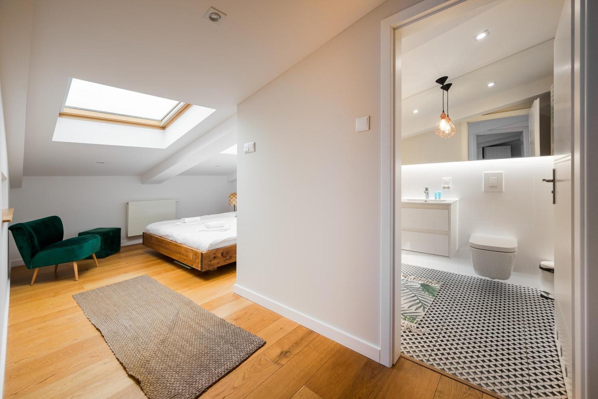Metro Raclawicka Deluxe Apartament
